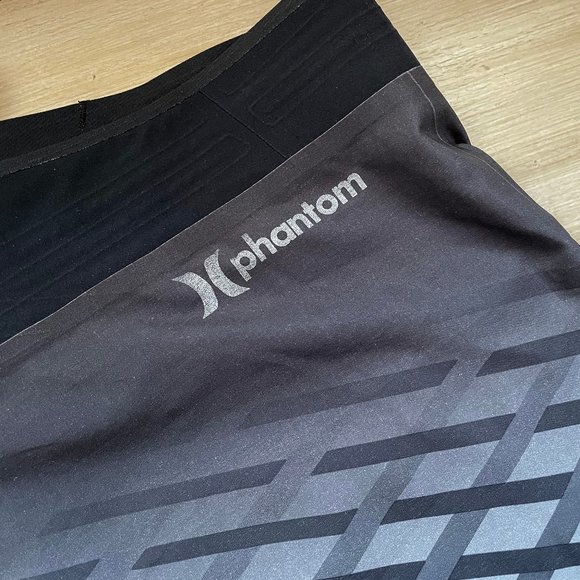 Hurley Mens Boardshorts 32 x 19" Length Phantom Surf Trunks Performance Surfing - Picture 6 of 13